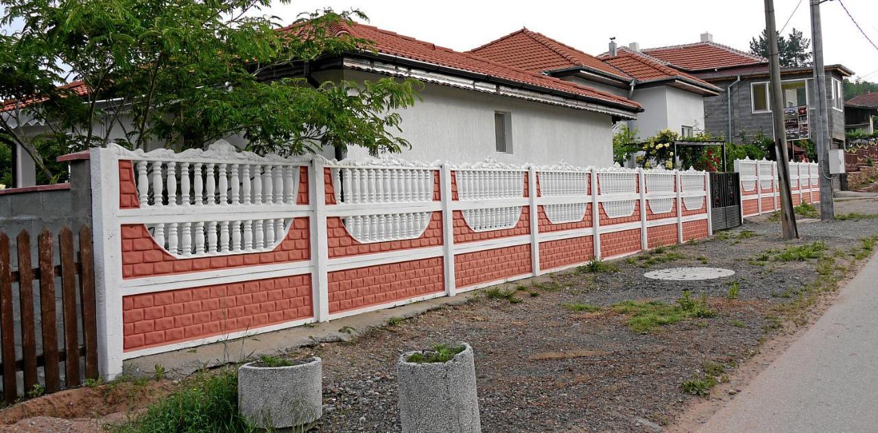 Guest House Medina Bełogradczik Zewnętrze zdjęcie