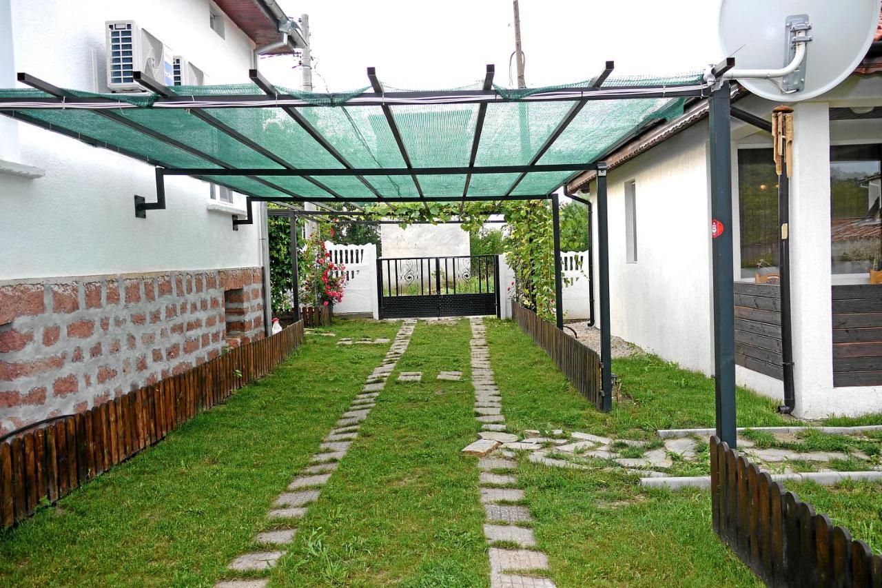 Guest House Medina Bełogradczik Zewnętrze zdjęcie